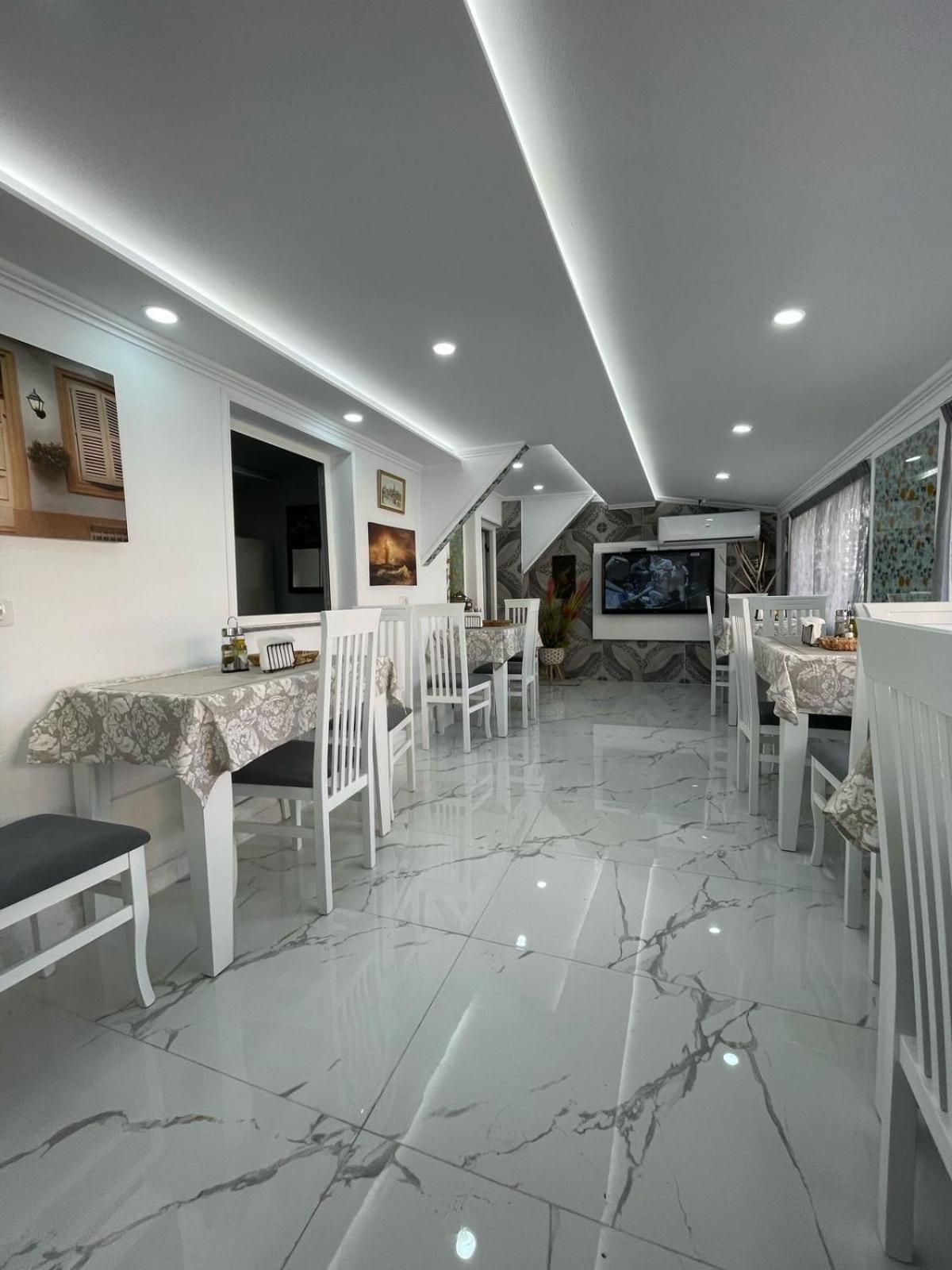 Vila Katalea Gjirokastër Exteriér fotografie